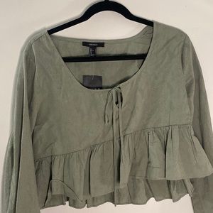 olive green cropped blouse. forever 21. size large